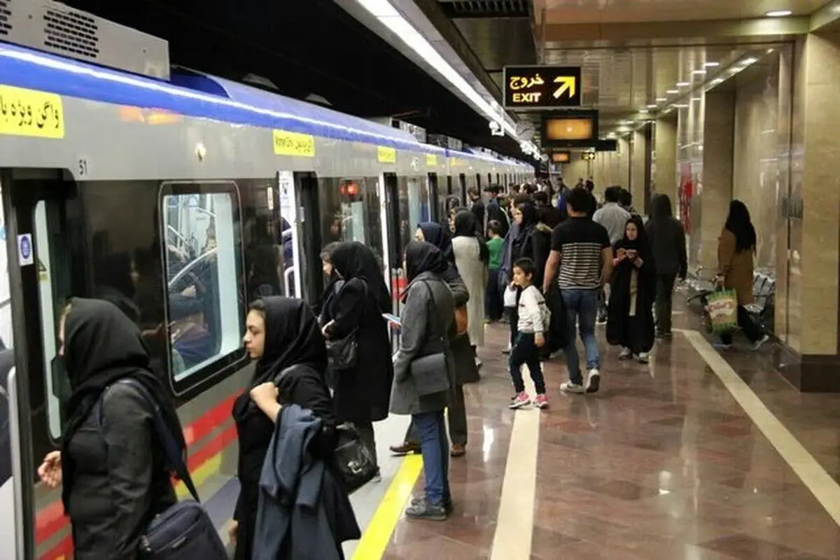خط متروی کهریزک برای دومین روز متوقف شد | مسافران حبس شدند