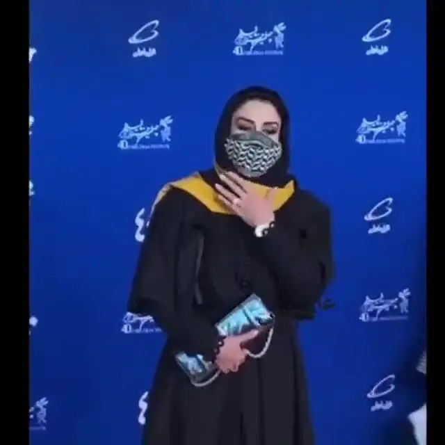 ببینید | واکنش جالب مریلا زارعی به درخواست عکاسان برای برداشتن ماسک
