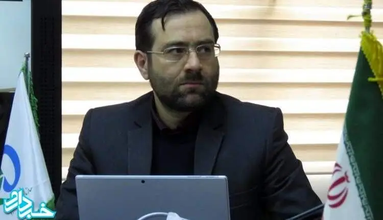 واکنش وزیر بهداشت به پوشیدن مقنعه در داروخانه‌ها
