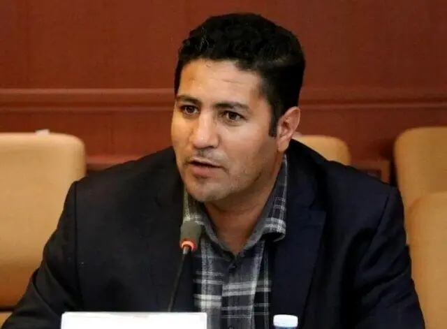 گل‌محمدی به خاک سپرده شد