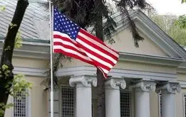 یک ضد ایرانی کاخ سفید را ترک می‌کند