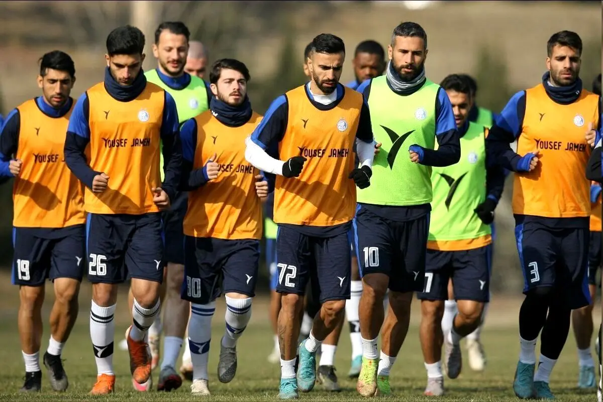 شعار هواداران استقلال علیه بیرانوند / رونمایی از لقب جدید برای آتیلا حجازی
