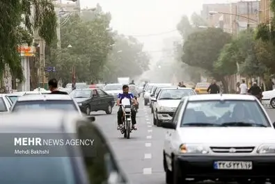قم در گرد و غبار غرق شد