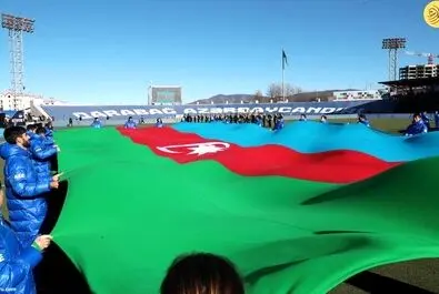تصاویر جالب الهام علی‌اف و همسرش در مسابقه فوتبال خانکندی قره‌باغ