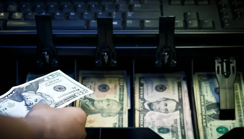 بازار دلار بهم ریخت/ قیمت ها صعودی شد