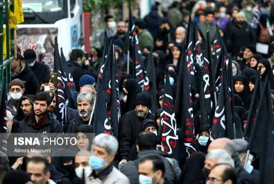 تشییع پیکرهای پاک ۲۰۰ شهید گمنام دفاع مقدس در تهران