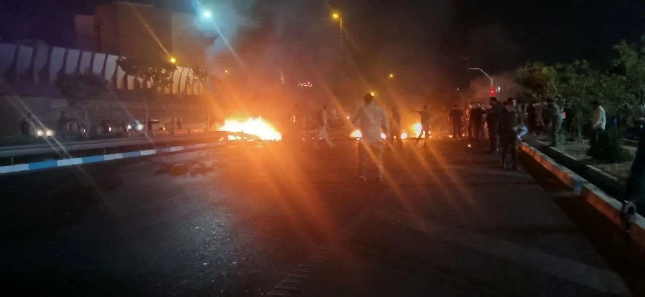 ویدیویی از
انهدام پهپاد هرمس اسراییل در آسمان تهران+عکس