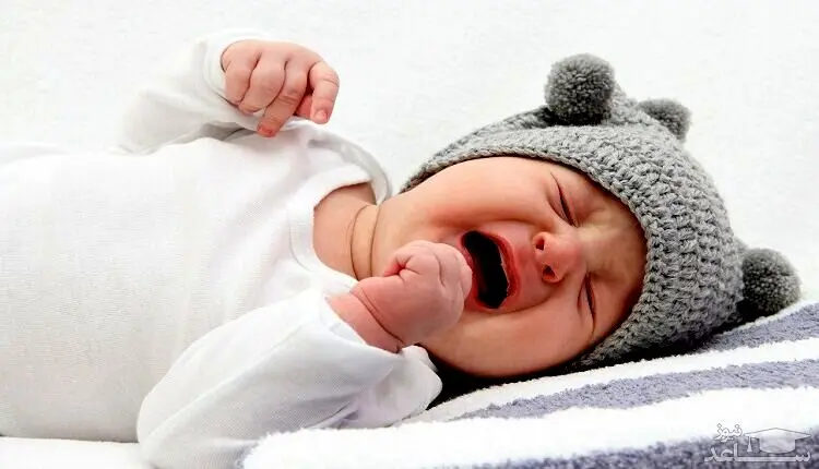 نوزاد از چند ماهگی غلت می زند و میچرخد ؟