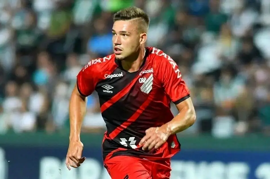 اولین خرید اوسمار در پرسپولیس مشخص شد