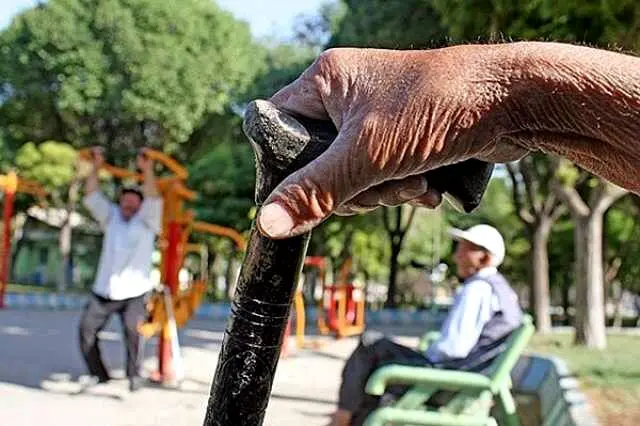 هشدار ! سیل بازنشستگی دهه شصتی‌ها در راه است | ویدئو