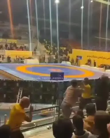 حرکات موزون تماشاگران کشتی در مازندران

