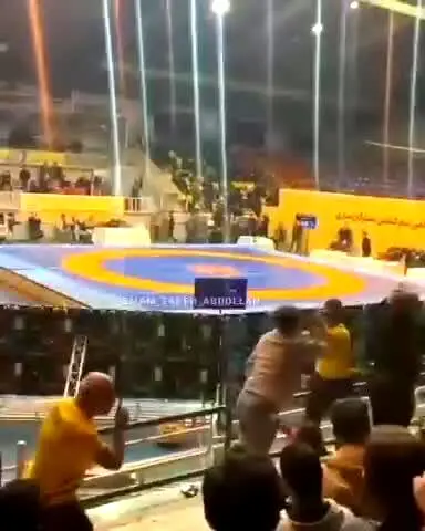 حرکات موزون تماشاگران کشتی در مازندران
