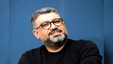 بوسه جنجالی ابی بر صورت دختر رضا رشیدپور خبرساز شد + عکس