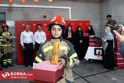 دختران آتش نشان