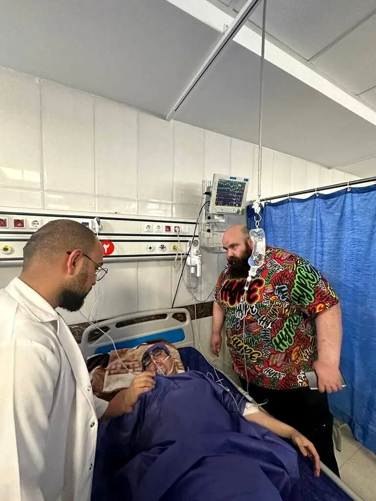 حال بد محسن ابراهیم زاده خبرساز شد/ انتقال او به بیمارستانی در تهران
