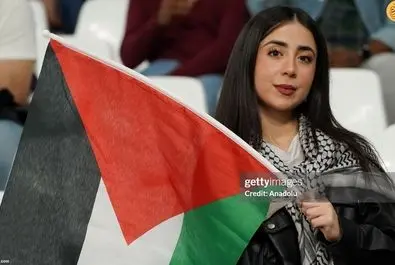هواداران تیم فوتبال فلسطین در دیدار مقابل ایران