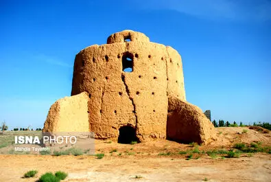 فرونشست زمین اصفهان