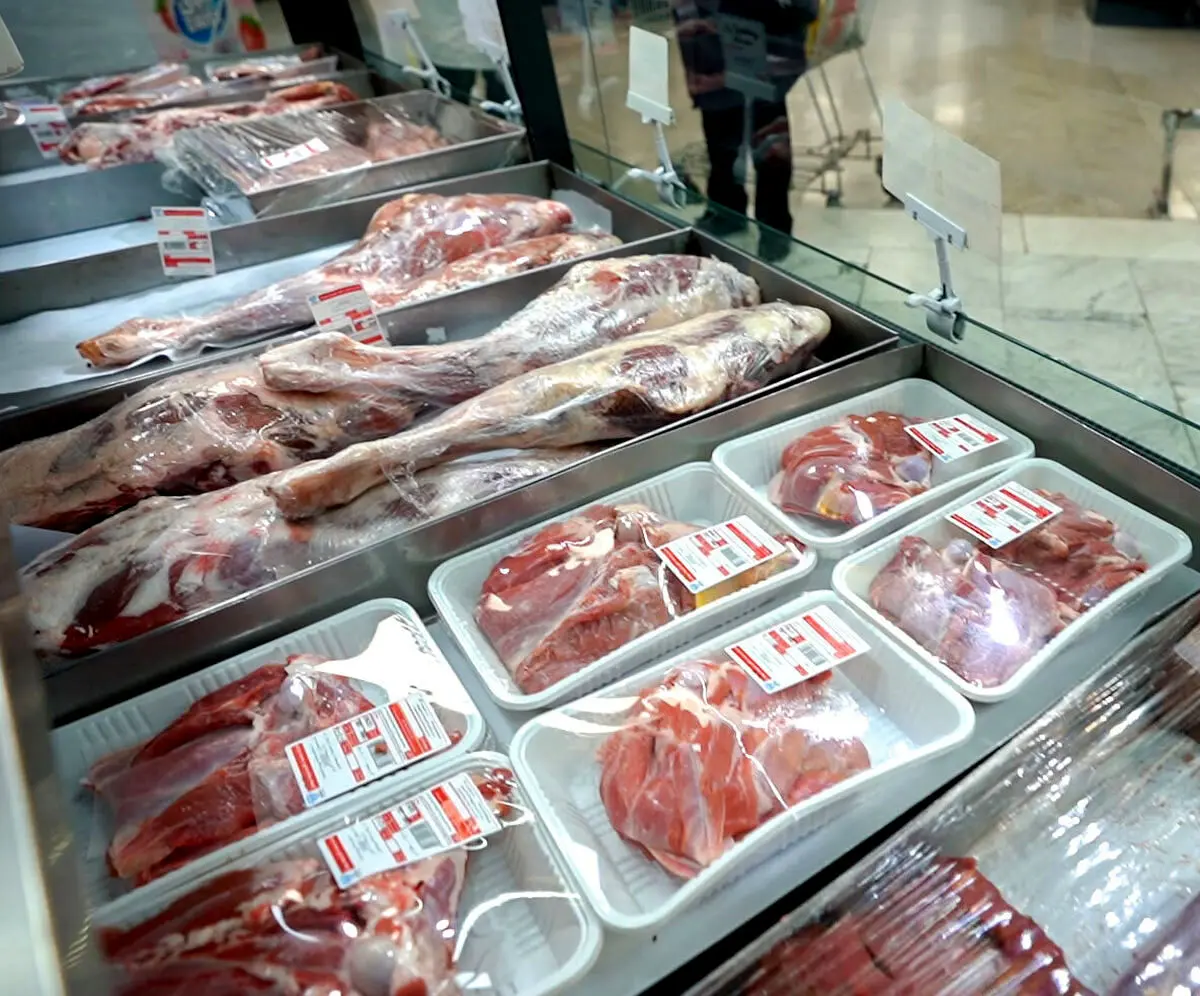 :
قیمت گوشت قرمز امروز ۱۴ اردیبهشت ۱۴۰۴ + جدول

