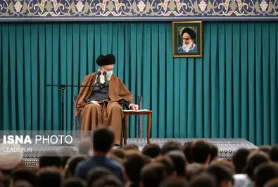 دیدار جمعی از دانشجویان و فعالان دانشجویی با رهبر انقلاب