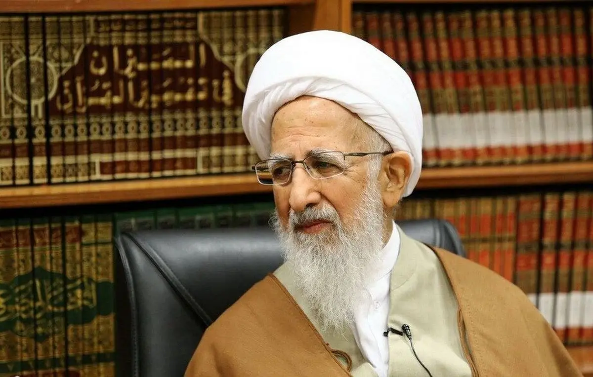 تجمع اعتراضی مقابل منزل آیت الله جوادی آملی/ ماجرا چیست؟