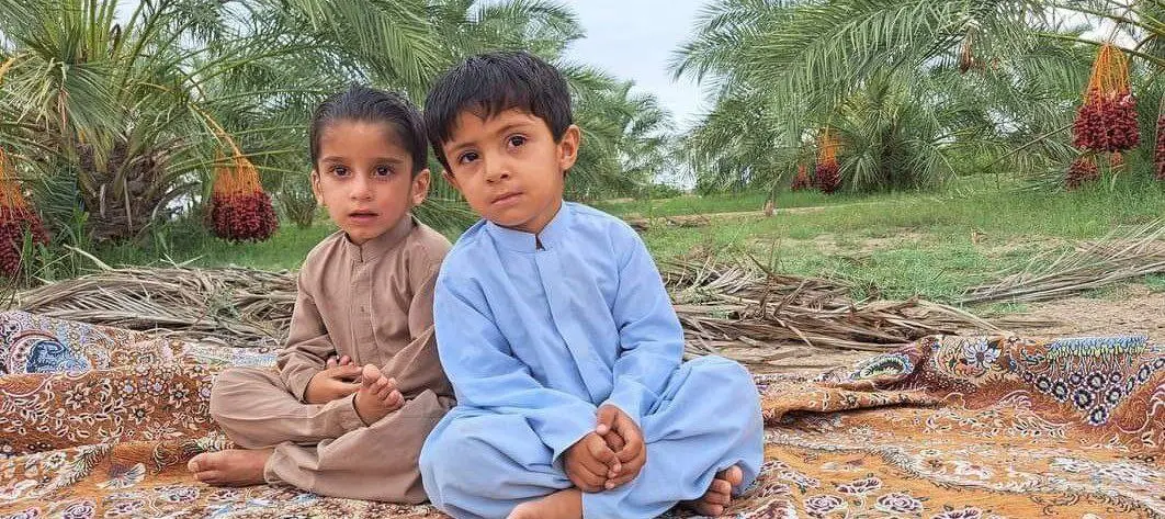 تصاویری تلخ از دو کودک کشته شده در سراوان

