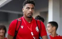 مدافع پرسپولیس برگشت