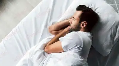 خوابیدن روی زمین چه فوایدی دارد؟
