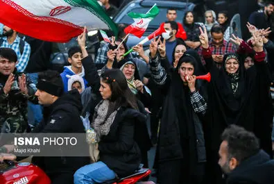 زنان تهران پس از بازی ایران و ولز