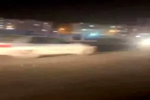شی ناشناس و مشکوک در  آسمان اهواز چه بود؟ 
