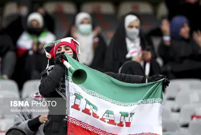 ورود زنان به ورزشگاه آزادی