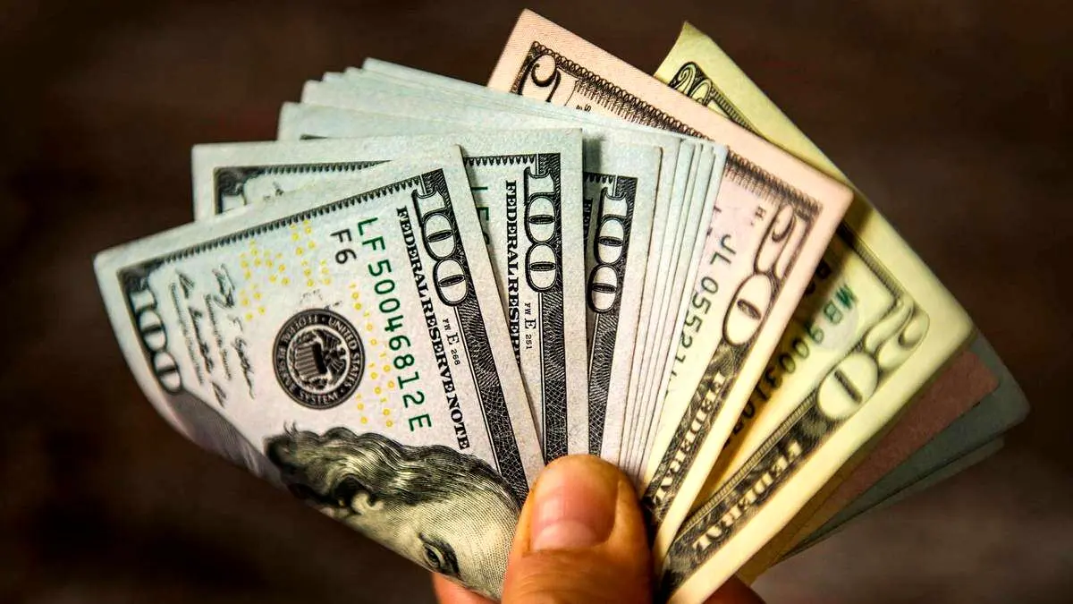 قیمت دلار صرافی امروز دوشنبه 10 بهمن 1401