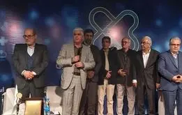 چگونه صنعت سلامت به سمت انتخاب چهره سال دارو پیش رفت