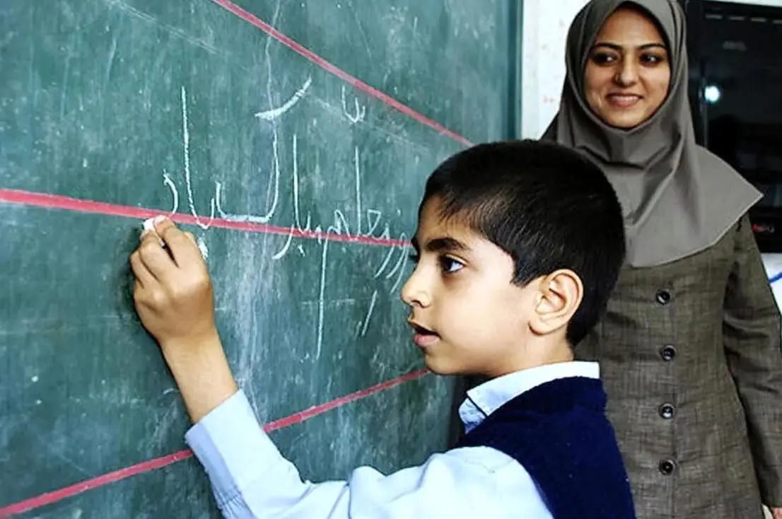 فرمول افزایش حقوق ۱۴۰۴ معلمان و صدور احکام فرهنگیان اعلام شد + جدول