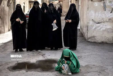 عزاداری بانوانِ نقاب‌زده در «چهل منبر» لرستان
