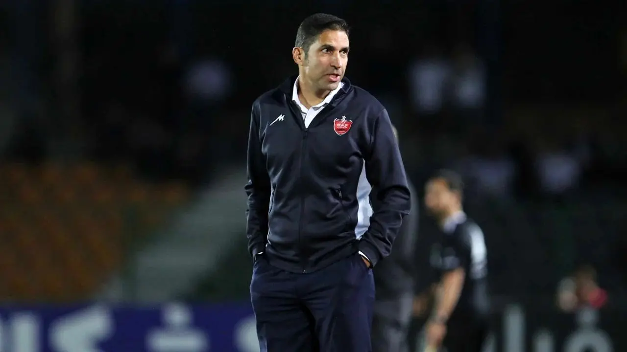 واکنش فوری  وحید هاشمیان به شایعات پایان کار در پرسپولیس
+فیلم