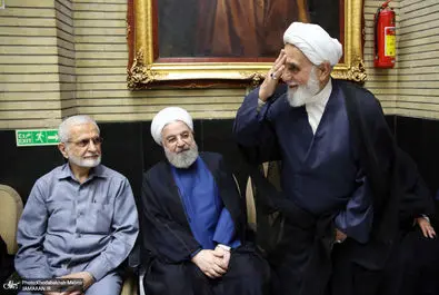 مراسم ترحیم مادر اسحاق جهانگیری