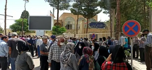 درخواست مهم بازنشستگان کارگری در تجمع امروز | مصوبه‌ افزایش حقوق بازنشستگان اصلاح شود