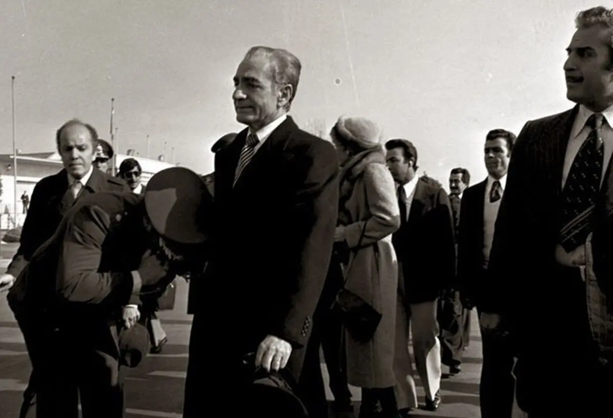 خواستگاری ناکام شاه از دختر یکی از علمای بزرگ

