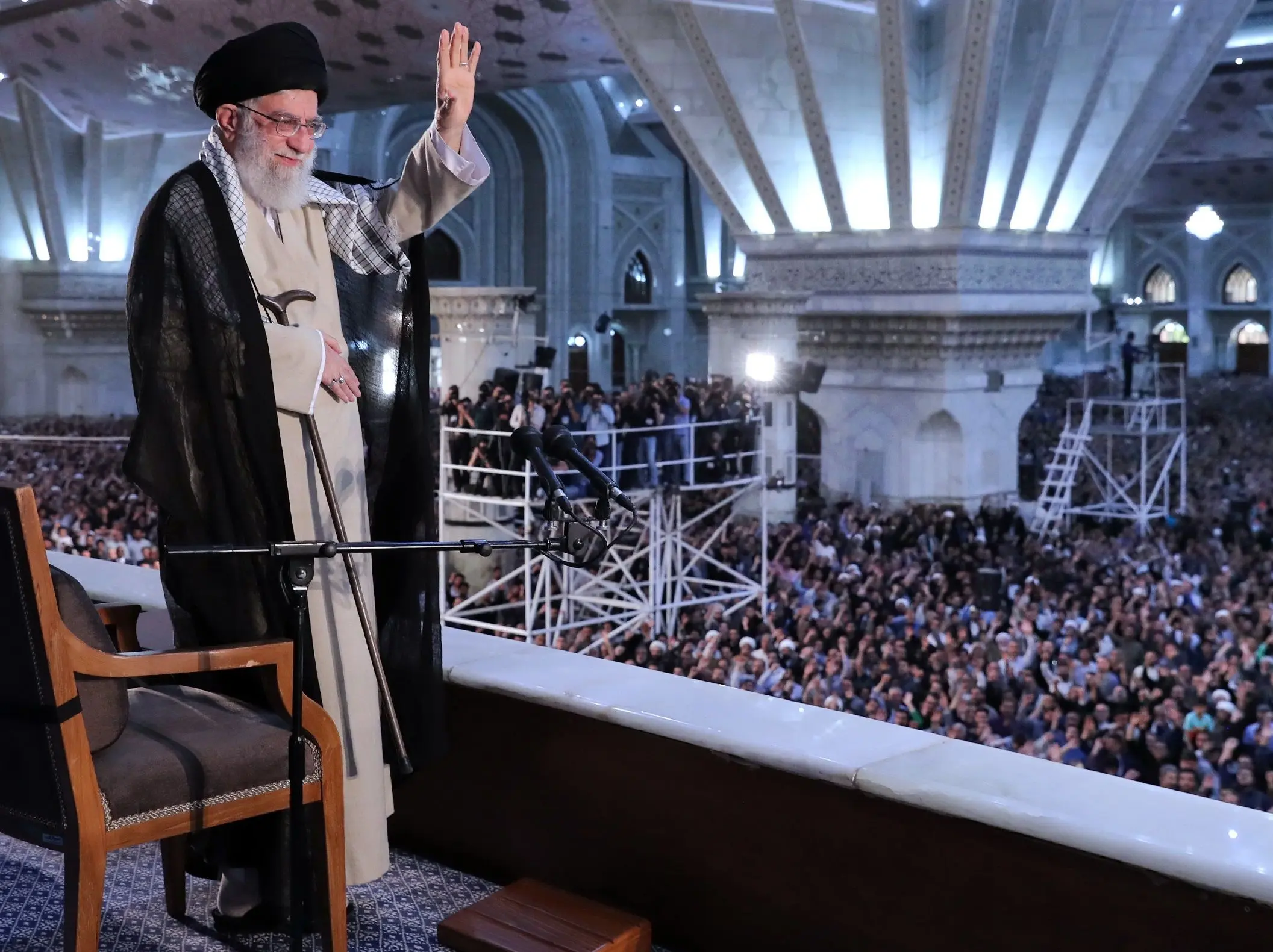 خبر فوری؛ مخالفت صریح رهبری با طرح امریکایی ها در مذاکرات 
