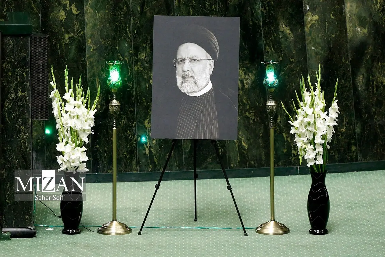  لحظه وداع تلخ دولتمردان و مقامات با پیکر آیت الله رئیسی و امیرعبداللهیان
