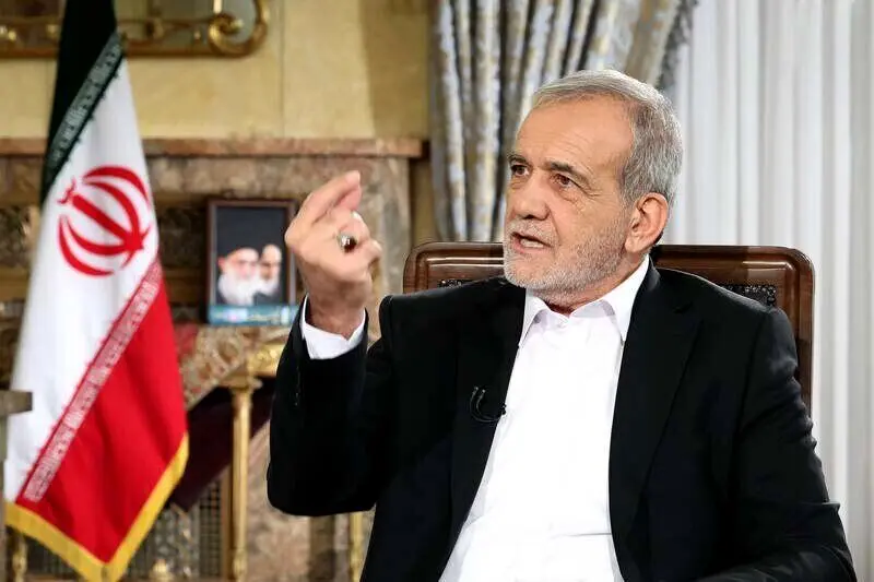 نقل قول  مهم پزشکیان از رهبر انقلاب درباره فیلترینگ

