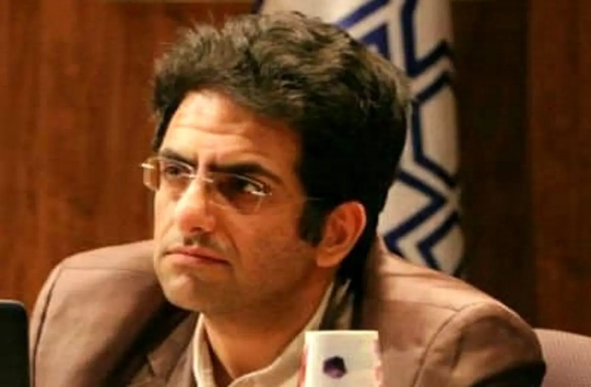 کامفیروزی، وکیل بازداشتی به زندان فشافویه منتقل شد