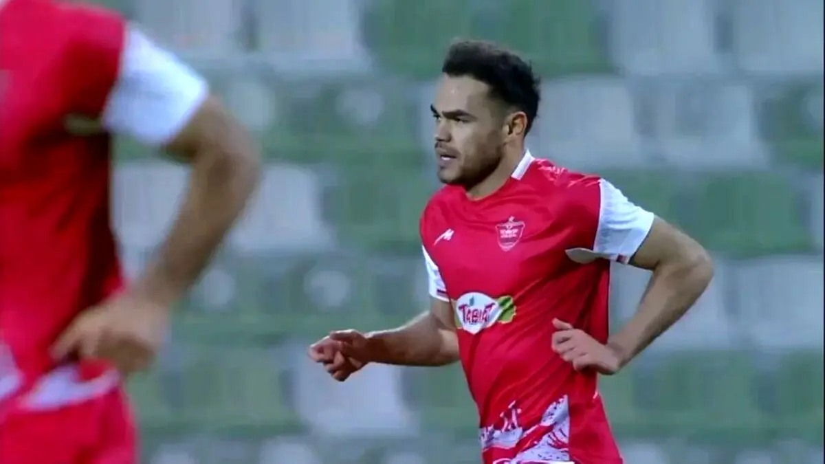 سوپرایز ویژه برای پرسپولیس ها/ شاه ماهی نقل و انتقالات ماندنی شد
