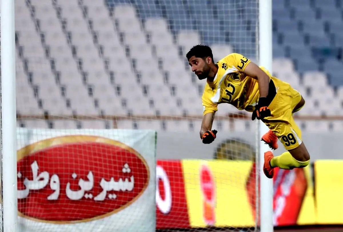 احتمال جدایی گلر استقلال با یک مشتری پولدار