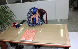 قتل وحشتناک پدر به دست دختر / جسد پدرم را مثله کردم و در چمدان گذاشتم + عکس