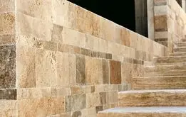 راهنمای خرید سنگ تراورتن: بررسی مزایا و معایب سنگ تراورتن
