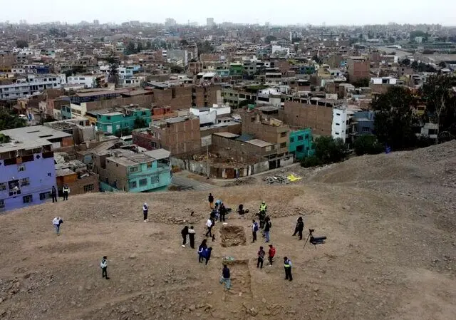 مومیایی ۳هزارساله زیر ۸ تن زباله کشف شد