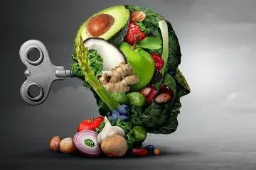 قبل از ۵۰ سالگی این مواد غذایی را حتما مصرف کنید