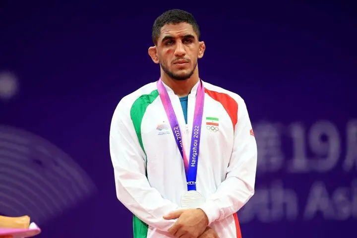 رحمان عموزاد انتقام المپیک را گرفت