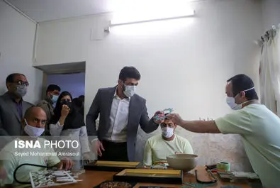 حسن یزدانی در آسایشگاه معلولین ذهنی شهید بهشتی مشهد
